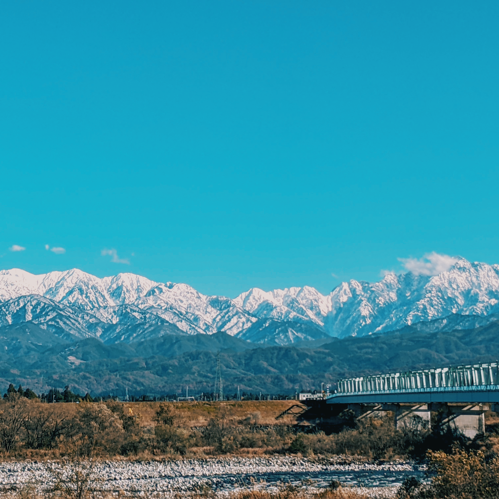 近所から撮った立山連峰